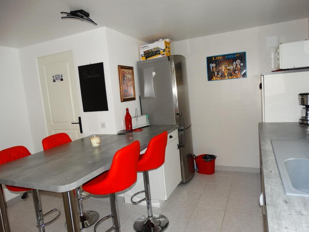 Appartement Au Calme Proche D'Un Petit Bois Dans Кемпер Екстер'єр фото